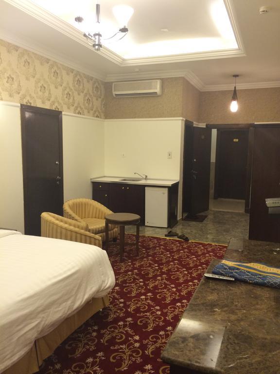 Al Denny Aparthotel Jeddah Ruang foto