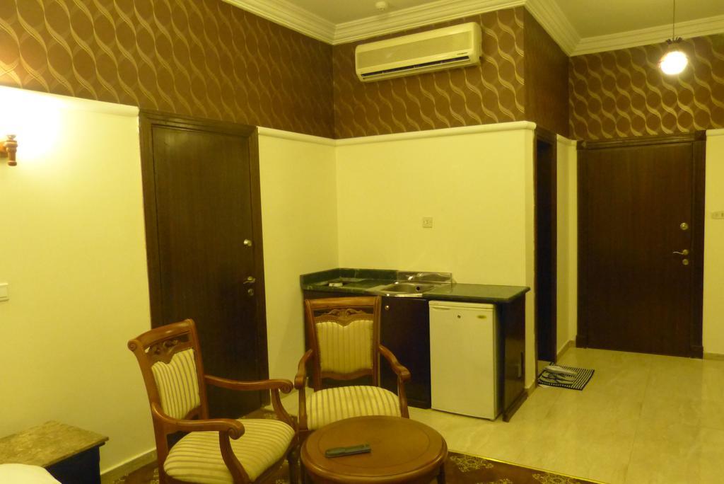 Al Denny Aparthotel Jeddah Ruang foto